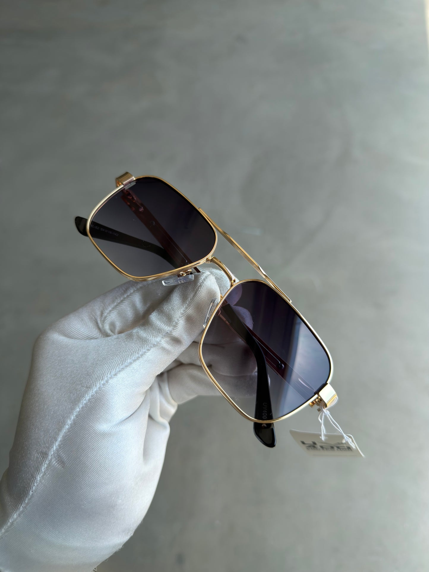 Desina Smoke - Gold (Premium)