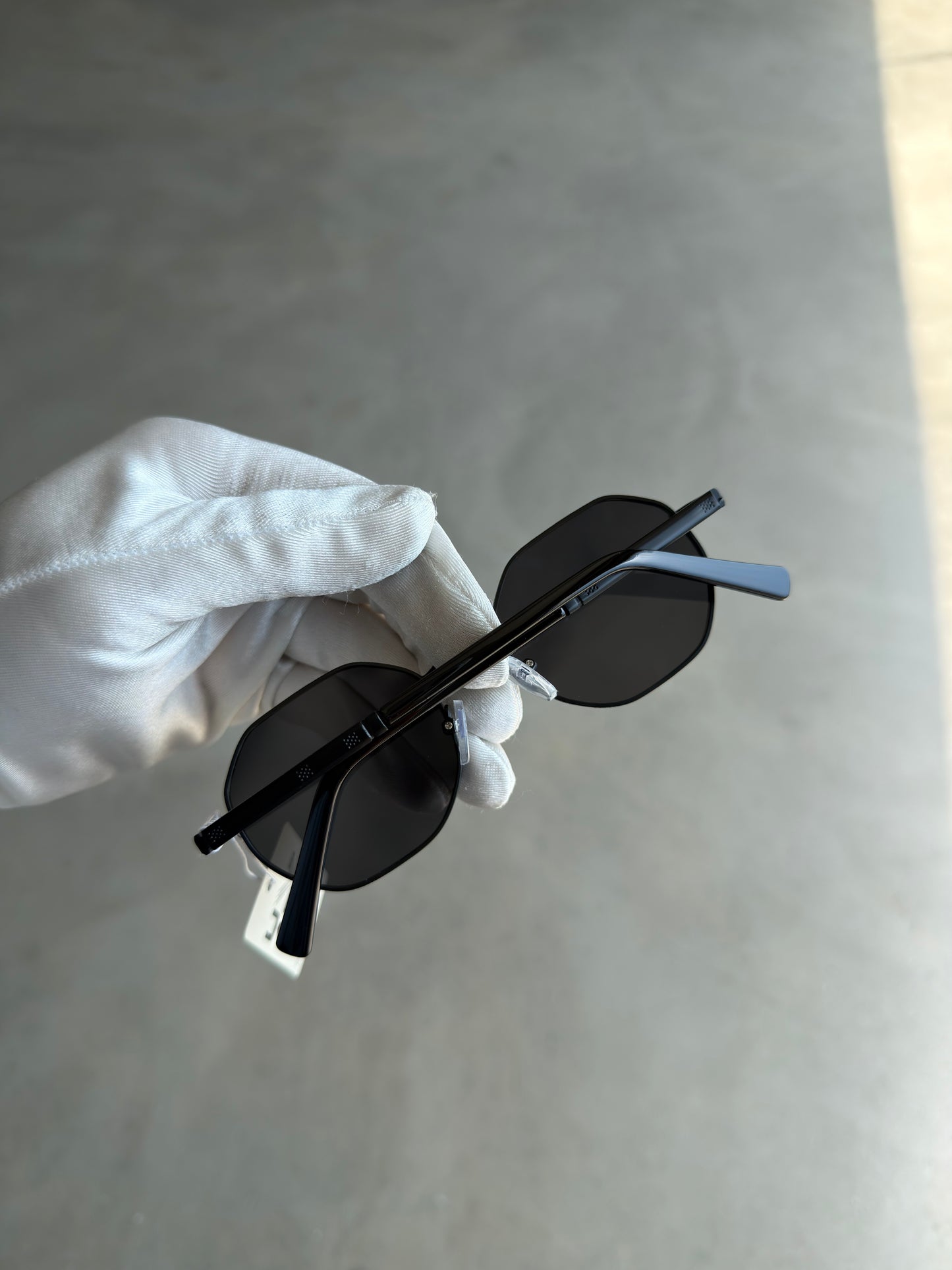 Lumi Black (Premium)