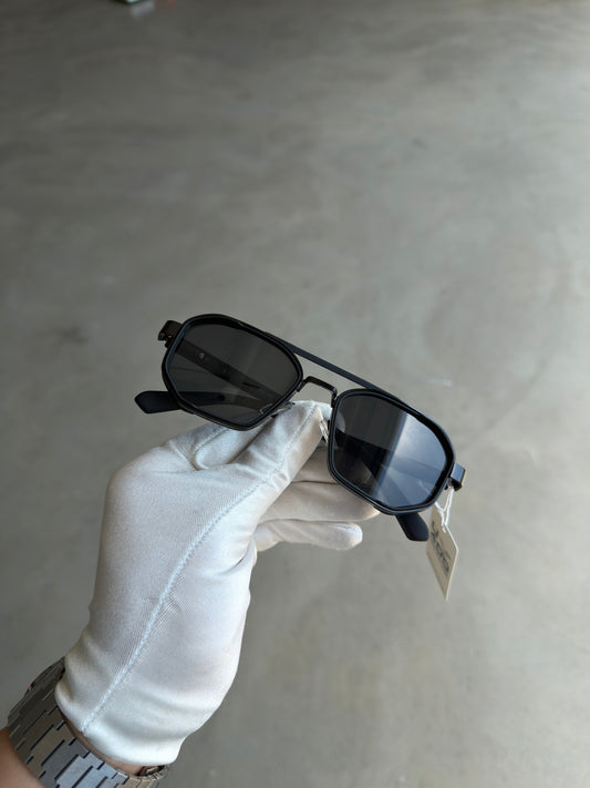 Blade Black- Red  (Premium)