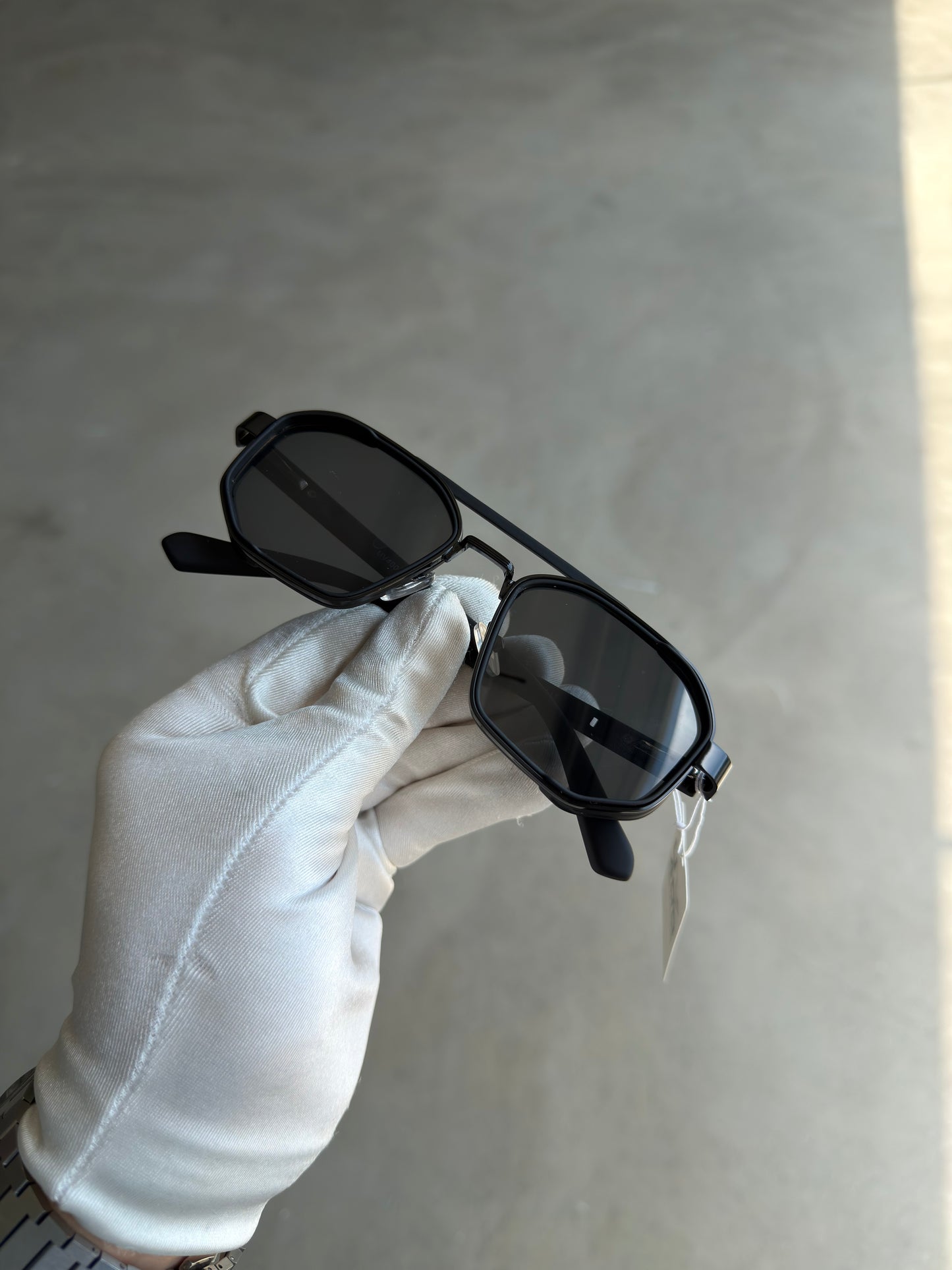 Blade Black- Red  (Premium)