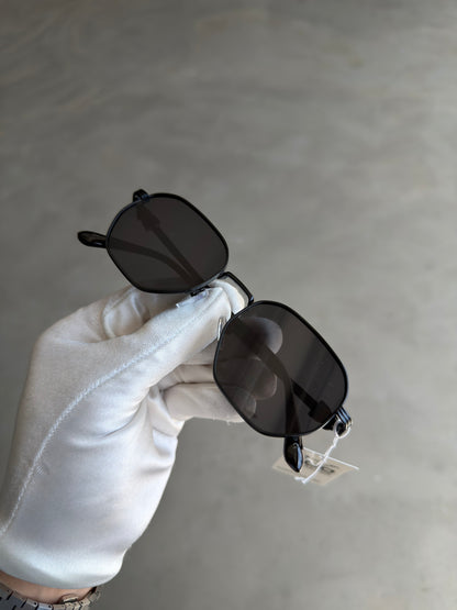 Lion Black (Premium)